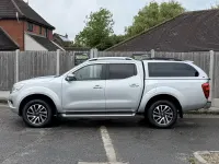Used Nissan Navara Tekna 190 HP (139 kW) 2017 Silver Pickup