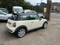 Used Mini Cooper S Hatch 175 HP (128 kW) 2010 White Hatchback
