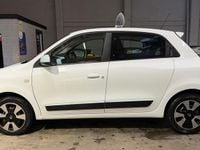 Used Renault Twingo Play 70 HP (51 kW) 2015 White Hatchback