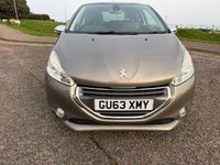 Used Peugeot 208 Allure 82 HP (60 kW) 2013 Grey Hatchback