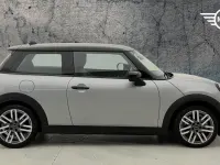 Used Mini Cooper Hatch 154 HP (113 kW) 2024 Silver Hatchback