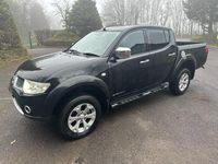 Używany Mitsubishi L200 176 KM (129 kW) 2013 Czarny Pickup