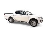 Used Mitsubishi L200 2015 White Pickup