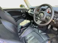 Used Mini Cooper S Hatch 184 HP (135 kW) 2013 Yellow Hatchback