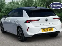 Used Vauxhall Astra Ultimate 130 HP (95 kW) 2025 White Hatchback