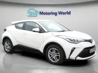 Second-hand Toyota C-HR 122 CP (89 kW) 2023 Alb SUV