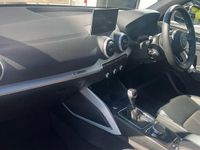 Begagnad Audi Q2 S-Line 150 HK (110 kW) 2023 Svart SUV