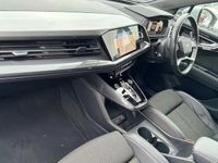 Used Audi Q4 e-tron S-Line 150 kW (204 HP) 2021 White SUV