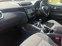 Used Nissan Qashqai N-TEC 110 HP (80 kW) 2015 Red SUV