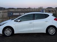 Used Kia Ceed 2016 White Hatchback
