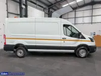 Used Ford Transit 130 HP (95 kW) 2021 White Van