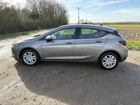 Second-hand Vauxhall Astra 2016 Gri Hatchback