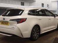 Used Toyota Corolla Design 184 HP (135 kW) 2021 White Estate