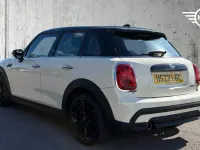 Used Mini Cooper Exclusive 136 HP (100 kW) 2022 Pepper white Hatchback