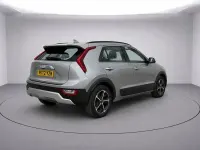 Gebraucht Kia Niro 139 PS (102 kW) 2023 Grau SUV