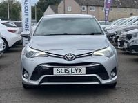 Used Toyota Avensis 141 HP (103 kW) 2015 Silver Sedan