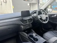Used Ford Kuga Vignale 225 HP (165 kW) 2023 Grey SUV