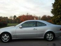 used Mercedes CLK230 Avantgarde 2dr Tip Auto 2.3