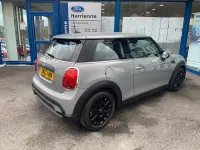 Used Mini ONE Classic 102 HP (75 kW) 2022 Grey Hatchback