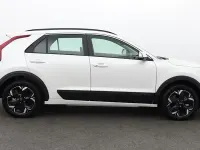 New Kia e-Niro 150 kW (204 HP) 2026 White SUV