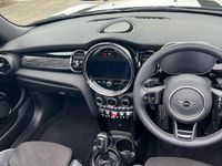 Used Mini Cooper Sport 178 HP (130 kW) 2024 Nanuq white Hatchback