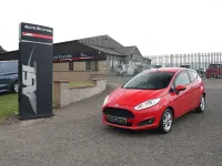 Used Ford Fiesta Zetec 100 HP (73 kW) 2017 Red Hatchback
