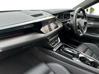 Second-hand Audi e-tron GT quattro Comfort 384 kW (523 CP) 2022 Alb Berlinǎ