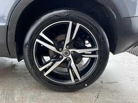 Used Volvo XC40 R-Design 194 HP (142 kW) 2022 SUV