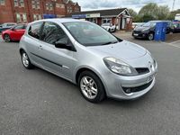 used Renault Clio 1.1 RIP CURL 16V 3d 75 BHP