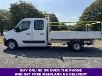 Used Nissan NV400 Tekna 150 HP (110 kW) 2021 White Van