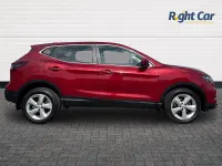 Used Nissan Qashqai Acenta Premium 160 HP (117 kW) 2020 Red SUV