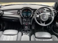 Used Mini Cooper Exclusive 134 HP (98 kW) 2022 Blue Hatchback