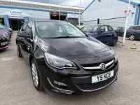 Used Vauxhall Astra Elite 115 HP (84 kW) 2014 Brown Hatchback