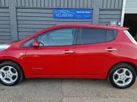 Used Nissan Leaf Acenta 30 kW (41 HP) 2016 Red Hatchback