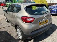 Used Renault Captur Dynamique 90 HP (66 kW) 2013 Beige SUV