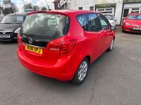 Używany Vauxhall Meriva 100 KM (73 kW) 2016 Czerwony Minivan