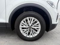 Used VW T-Roc Life 150 HP (110 kW) 2024 White SUV