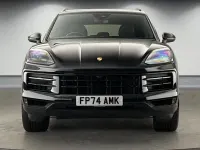 Usado Porsche Cayenne 470 HP (345 kW) 2024 Preto SUV