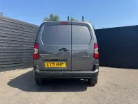 Used Citroën Berlingo 100 HP (73 kW) 2022 Grey MPV