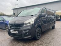 used Renault Trafic 2.0 dCi ENERGY 30 Black Edition LWB Standard Roof Euro 6 (s/s) 5dr