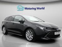 Usado Toyota Corolla Design 122 CV (89 kW) 2021 Negro Familiar