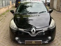 Begagnad Renault Clio IV Dynamique 90 HK (66 kW) 2013 Svart Halvkombi