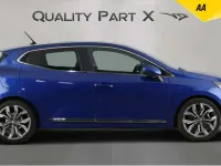 Used Renault Clio Version S 140 HP (102 kW) 2021 Blue Hatchback