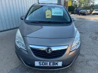 Used Vauxhall Meriva 130 HP (95 kW) 2011 Brown MPV