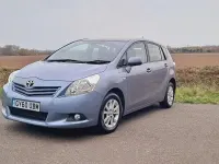 Used Toyota Verso 126 HP (92 kW) 2010 Metallic blue MPV
