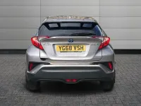 Second-hand Toyota C-HR Design 122 CP (89 kW) 2019 Argintiu SUV