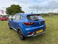 Gebraucht MG ZS Exclusive 106 PS (77 kW) 2020 Blau SUV