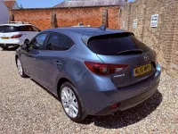 Used Mazda 3 Inclusive 120 HP (88 kW) 2016 Blue Hatchback