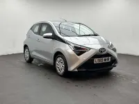 Used Toyota Aygo X-play 72 HP (52 kW) 2019 Silver Hatchback