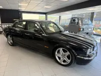 Używany Jaguar XJ8 Sovereign 2004 Czarny Sedan/Limuzyna